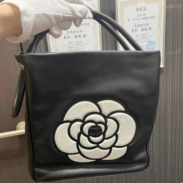 シャネル　カメリア　トートバッグ