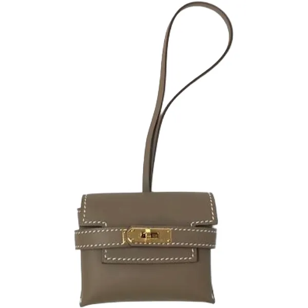 エルメス ケリーフェスティバル チャーム レザー K刻印 ゴールド金具