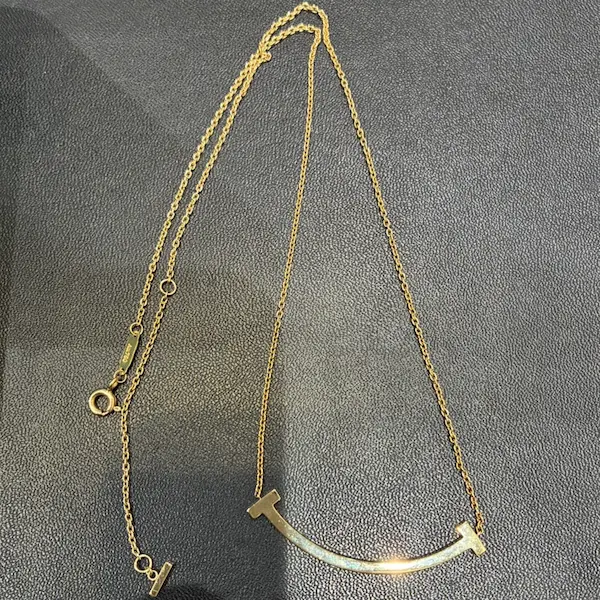 ティファニー　T スマイル　ネックレス