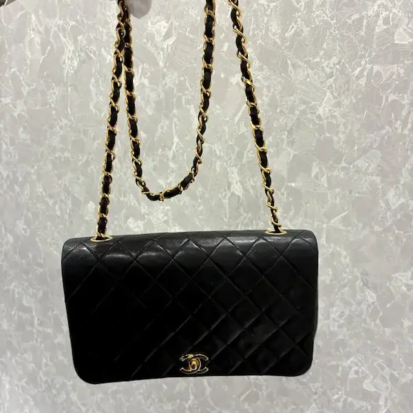 シャネル　マトラッセ　チェーンショルダー
