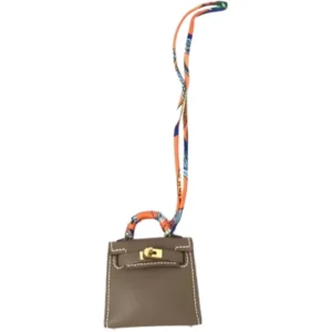 エルメス ケリーツイリー チャーム レザー ゴールド金具