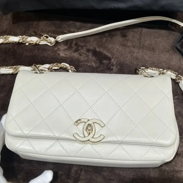 シャネル　マトラッセ　チェーンショルダーバッグ