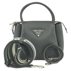 プラダ ハンドバッグ レザー