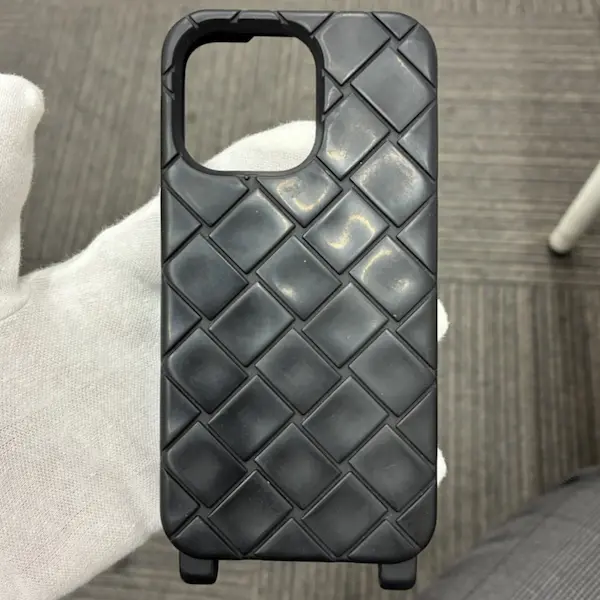 ボッテガ・ヴェネタ　イントレチャート　iPhoneケース