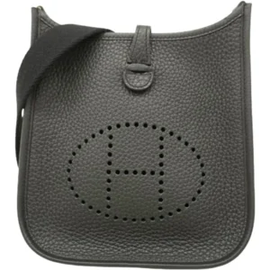 エルメス エヴリンTPM ショルダーバッグ レザー K刻印 ゴールド金具