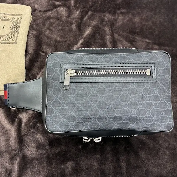 グッチ　GGスプリーム　ベルトバッグ