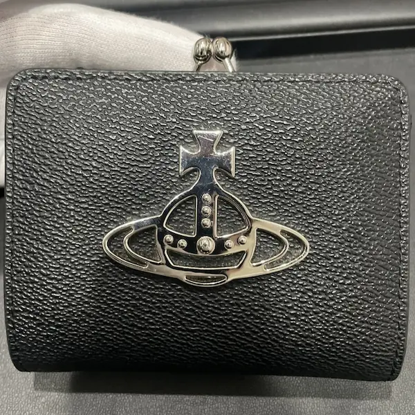 ヴィヴィアン・ウエストウッド　アニー　二つ折りがま口財布