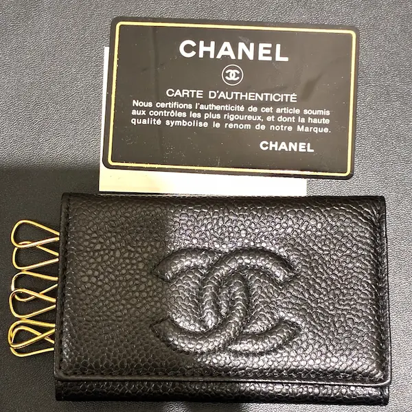 シャネル　ココマーク キャビアスキン　6連キーケース