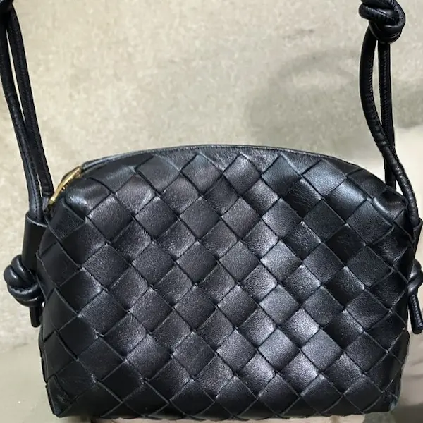 ボッテガ・ヴェネタ　イントレチャート　ミニショルダーバッグ