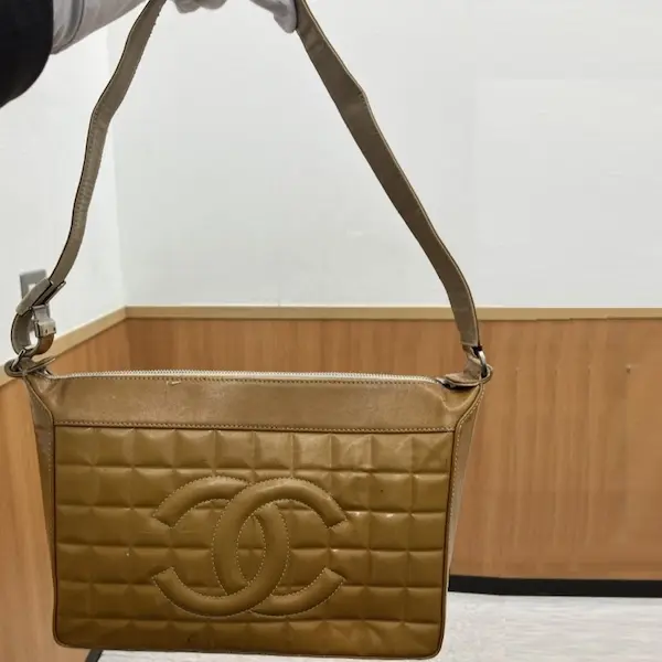 シャネル　チョコバーライン　ショルダーバッグ