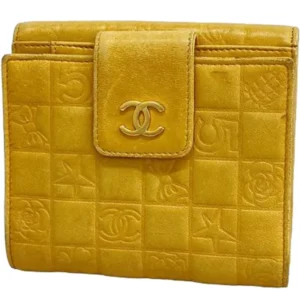 シャネル アイコン 財布 ラムスキン