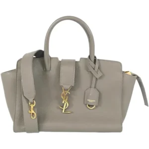 サンローラン カサンドラ ベイビーカバス ハンドバッグ レザー