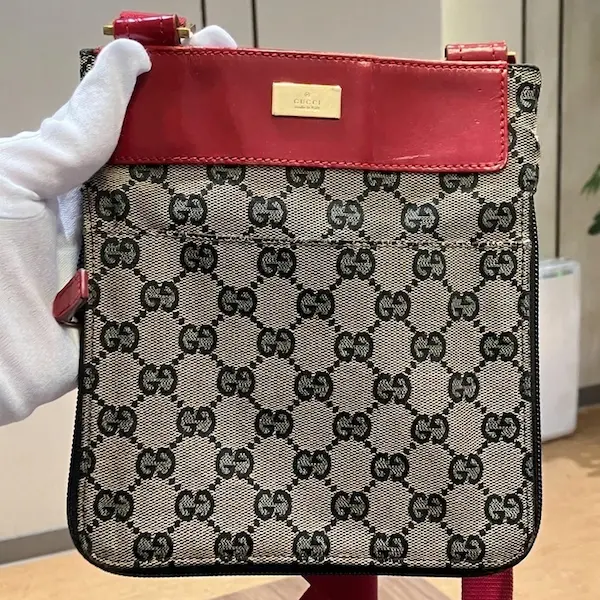 グッチ　GGキャンバス　ショルダーバッグ