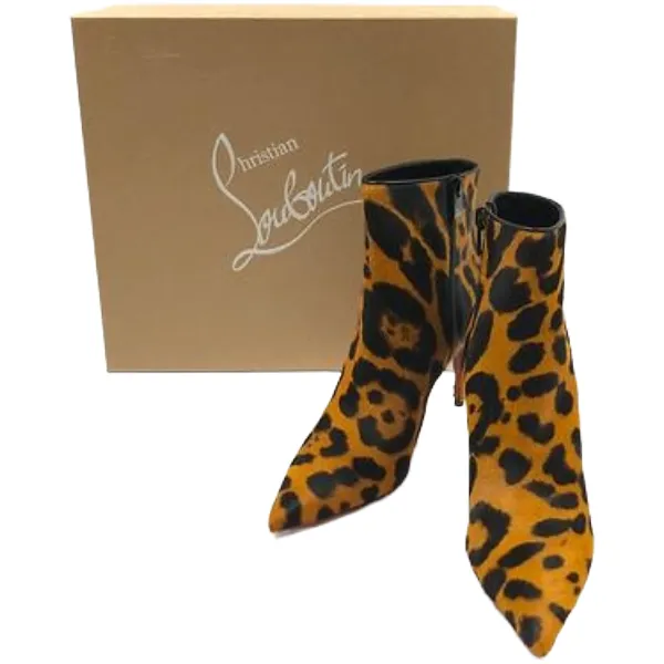 クリスチャン・ルブタン スリッポン スエード