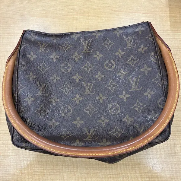 ルイ・ヴィトン　モノグラム　ルーピング