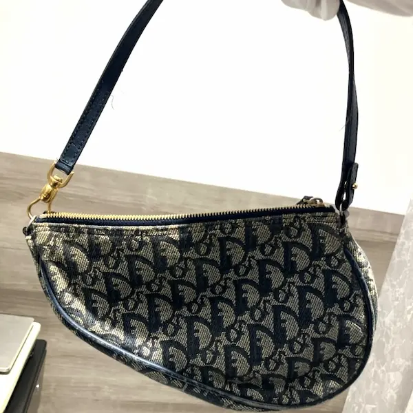 クリスチャン ディオール　トロッター　サドルバッグ