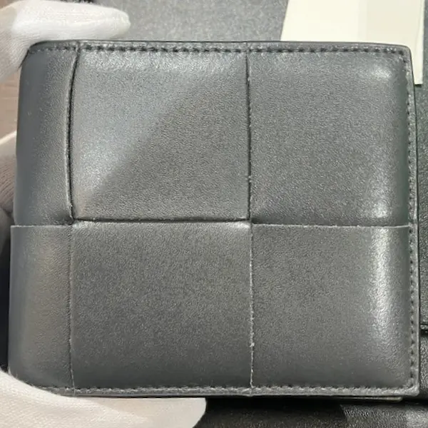 ボッテガ・ヴェネタ　カセット　二つ折りウォレット