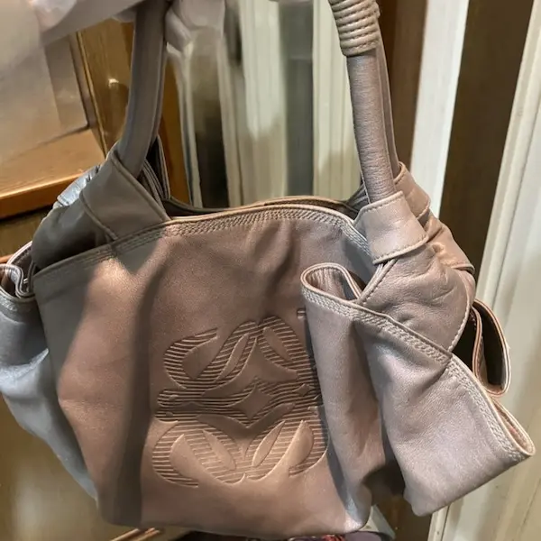 ロエベ　ナッパアイレ　ハンドバッグ