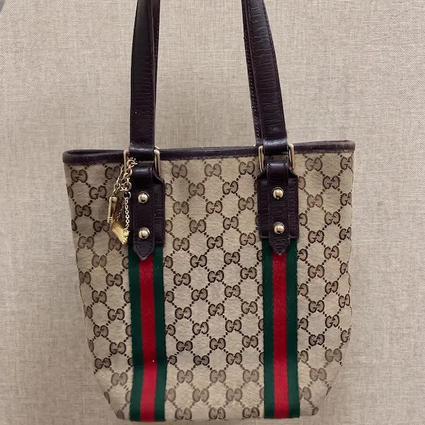 グッチ　シェリー　GGキャンバス　トートバッグ