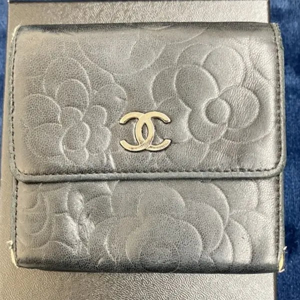 シャネル　カメリア　財布