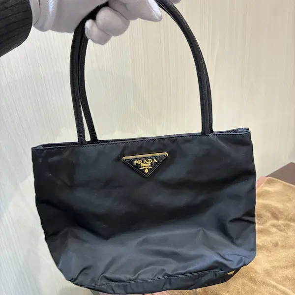 プラダ　ナイロン　トートバッグ