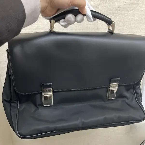 プラダ　テスート ヴィッテロ　ブリーフケース　V119