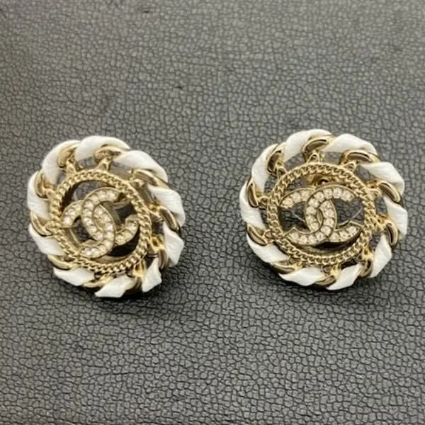 シャネル　ココマーク　レザーチェーン　ラウンド　ピアス