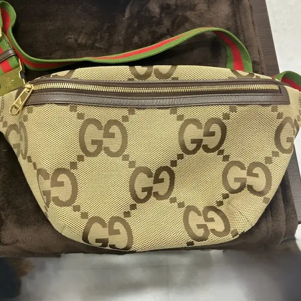 グッチ　ジャンボGG　ベルトバッグ
