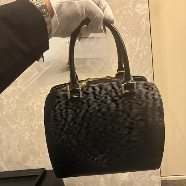 ルイ・ヴィトン　エピ　ポンヌフ