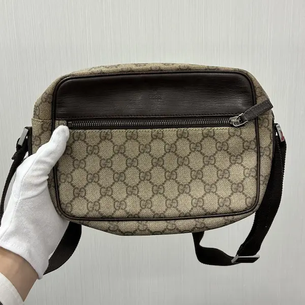 グッチ　GGスプリーム　ショルダーバッグ