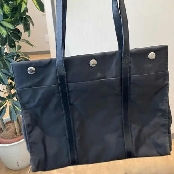 プラダ　テスートナイロン　トートバッグ