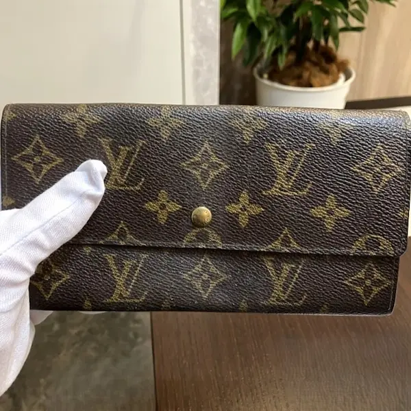 ルイ・ヴィトン　モノグラム　長財布