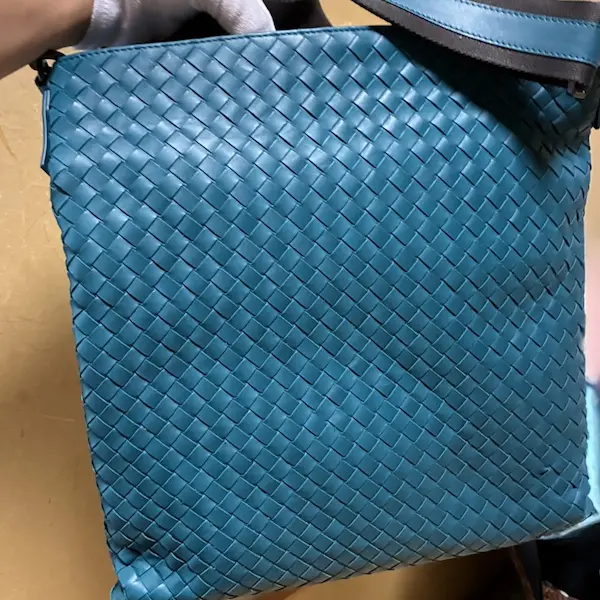ボッテガ・ヴェネタ　イントレチャート　ショルダーバッグ