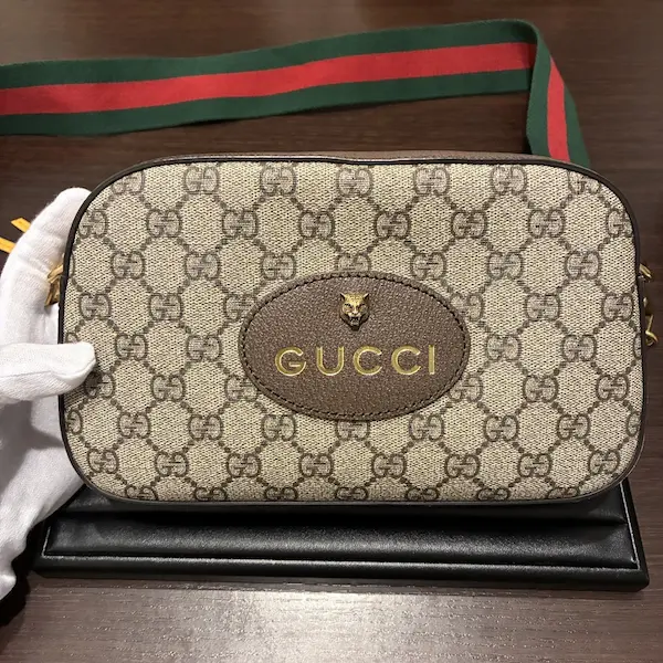 グッチ　ネオ ヴィンテージ　GGスプリーム　メッセンジャーバッグ