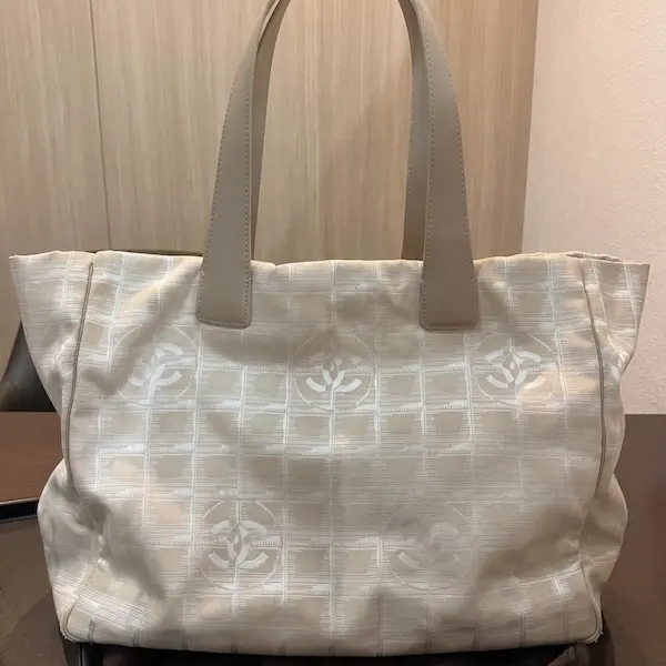 シャネル　ニュートラベルラインMM　トートバッグ