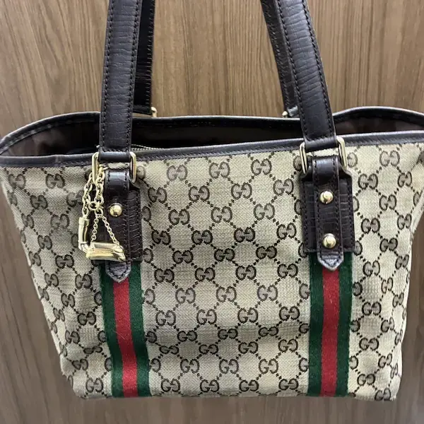 グッチ　シェリーライン　チャーム付き　トートバッグ