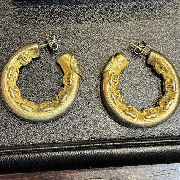 シャネル　ココマーク　フープピアス