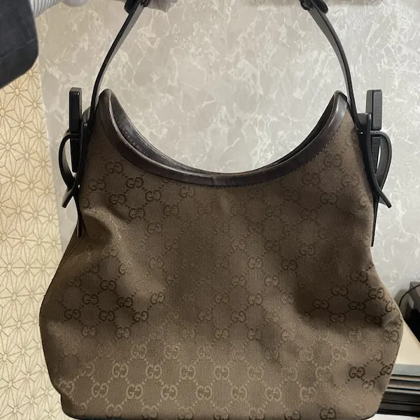 グッチ　GGキャンバス　ショルダーバッグ