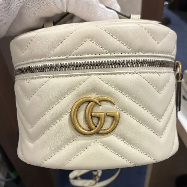 グッチ　GGマーモント　バニティバッグ