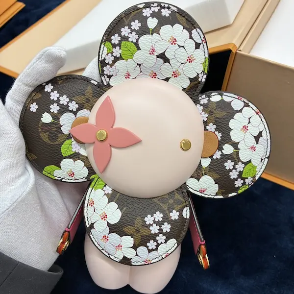 ルイ・ヴィトン　モノグラム　チェリーブロッサム　ヴィヴィエンヌ