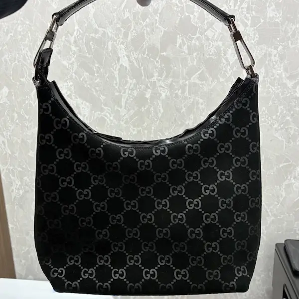 グッチ　GGスエード　ワンショルダーバッグ