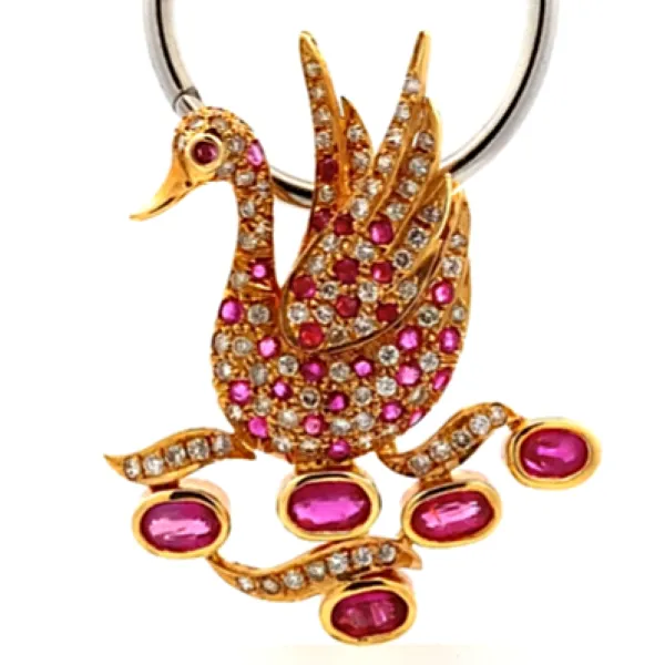 ルビーブローチ