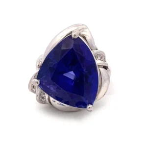 タンザナイト リング 26.51 ct