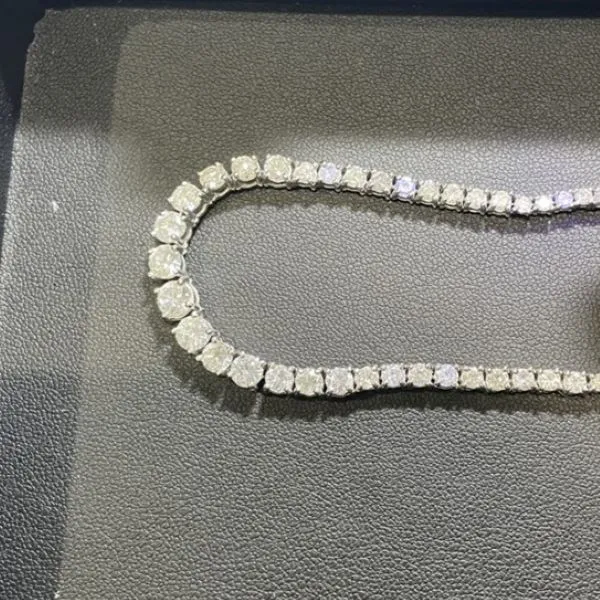 ラージメレダイヤ 10.0ct ネックレス 