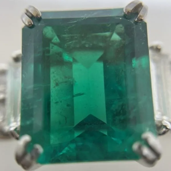 エメラルド4.38ct　
