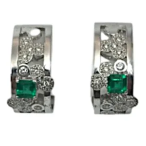 K18WG エメラルド ダイヤ ピアス 0.51ct