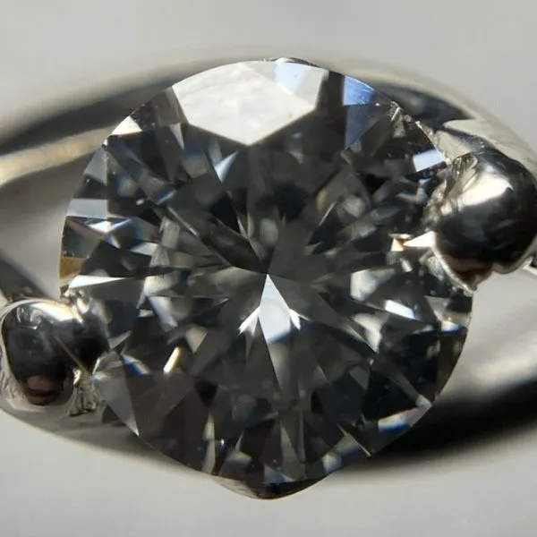 ダイヤ0.35ct