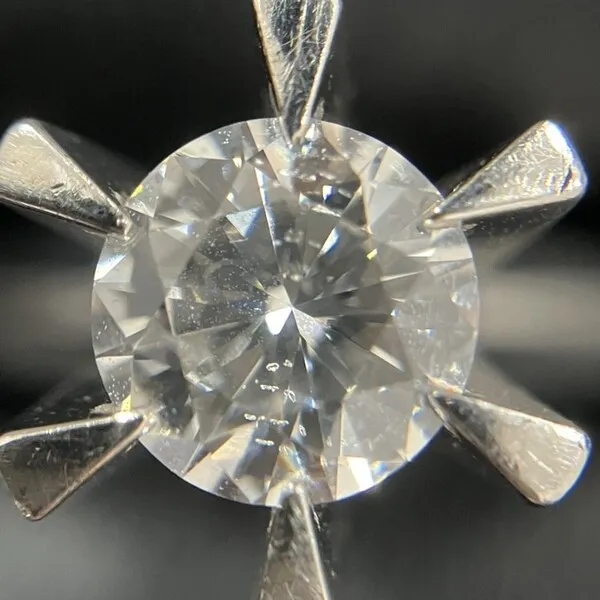 ダイヤ0.59ct