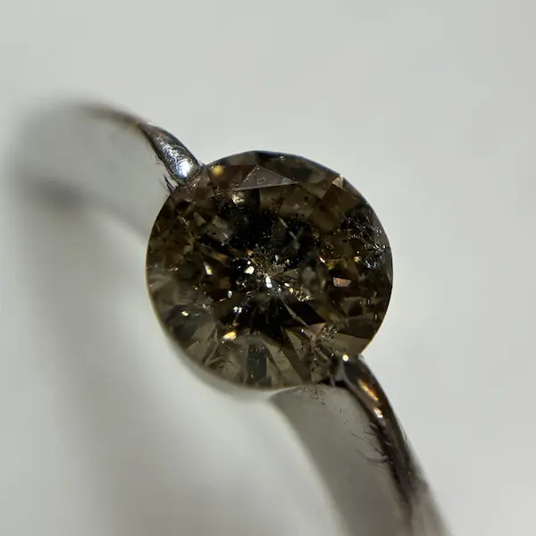ダイヤ　0.7ct