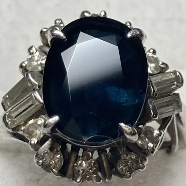 サファイア　2.6ct